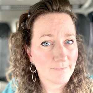 Meet your Posher, Misti